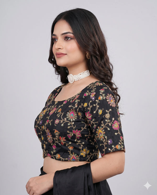 Black Embroidered Saree Blouse – Floral Zari & Mirror Work | Free Size