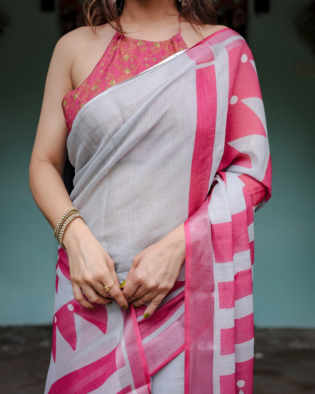 White & Pink Geometric Handloom Saree